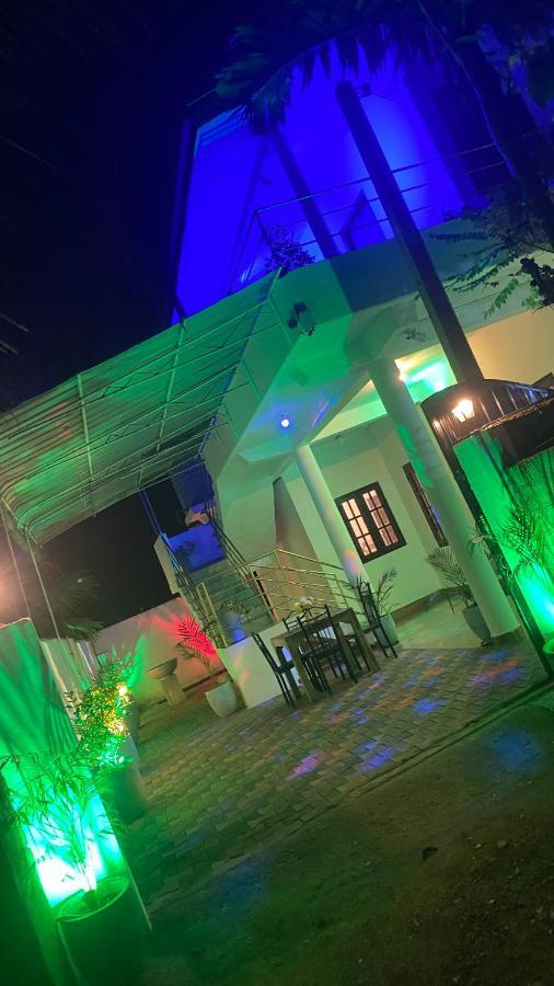 Lali Beach Villa Trikunamalaja Zewnętrze zdjęcie