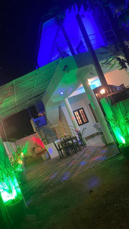 Lali Beach Villa Trikunamalaja Zewnętrze zdjęcie