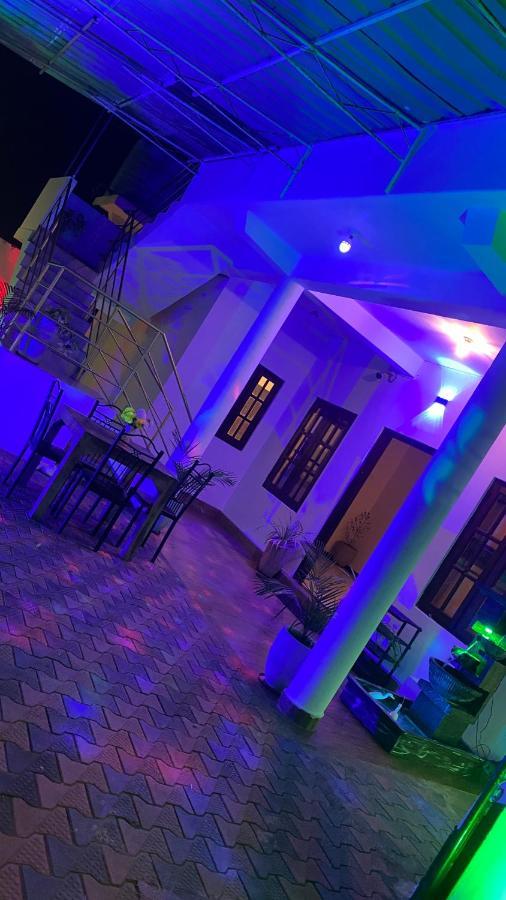 Lali Beach Villa Trikunamalaja Zewnętrze zdjęcie