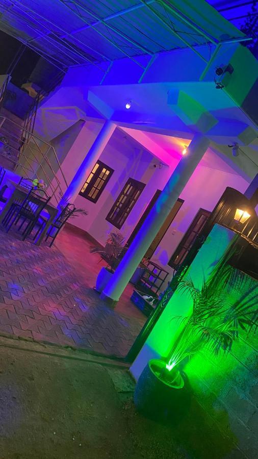 Lali Beach Villa Trikunamalaja Zewnętrze zdjęcie